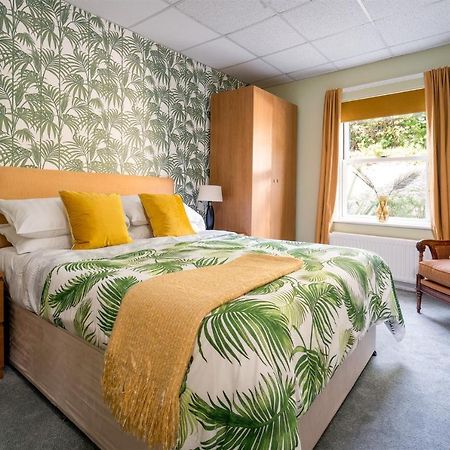 Palm Grove Apartments トーキー エクステリア 写真